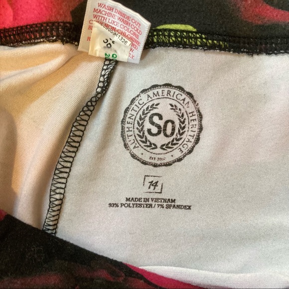 🔴5/$25 Rose Leggings -So, 14 - Picture 3 of 3